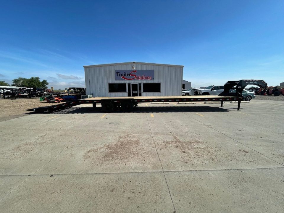 New 2026 PJ Trailers LD402 40' x 102" Hydraulic Brakes Flatbed Trailer