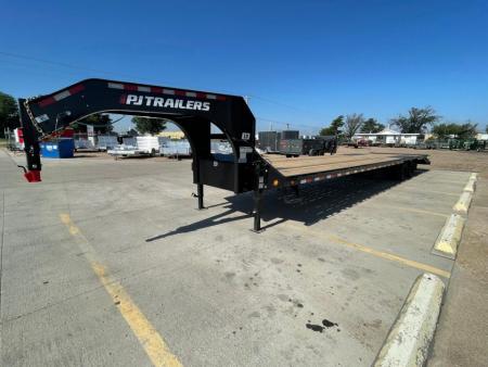 New 2026 PJ Trailers LD402 40' x 102" Hydraulic Brakes Flatbed Trailer