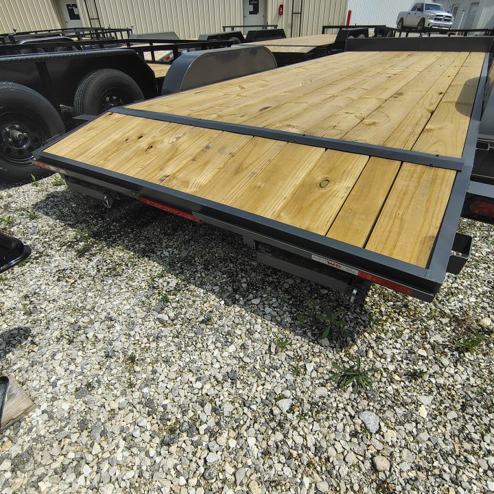 New 2026 W-D 83x18 TA, 2' dovetail with 35k axles, Flatbed/ Car Hauler