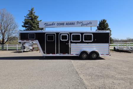 Used 2019 Featherlite Trailers 3 Horse GN Trailer