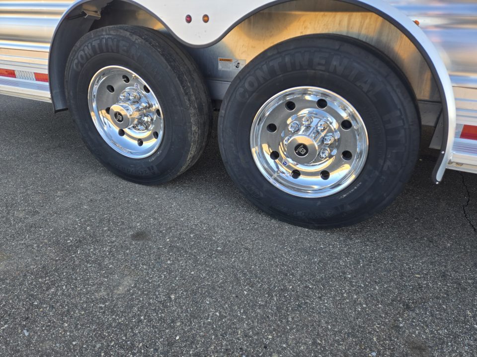 New 2026 Platinum Coach 28' Stock Trailer