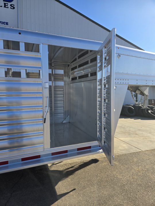 New 2026 Platinum Coach 28' Stock Trailer