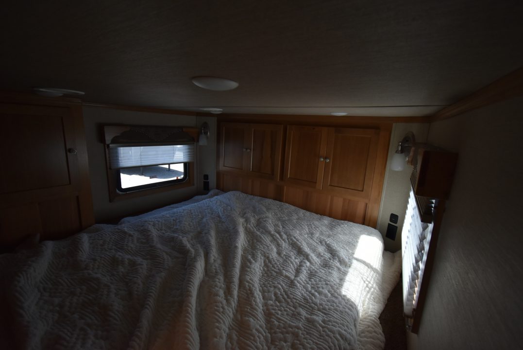 Used 2023 SMC Laramie Horse Trailer