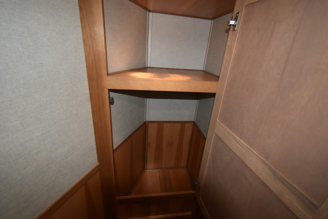 Used 2023 SMC Laramie Horse Trailer