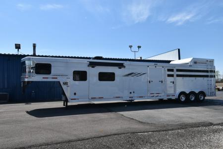 Used 2023 SMC Laramie Horse Trailer