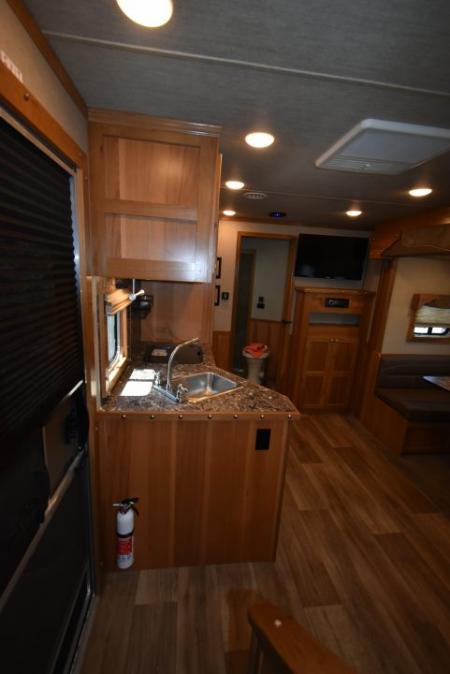 Used 2023 SMC Laramie Horse Trailer
