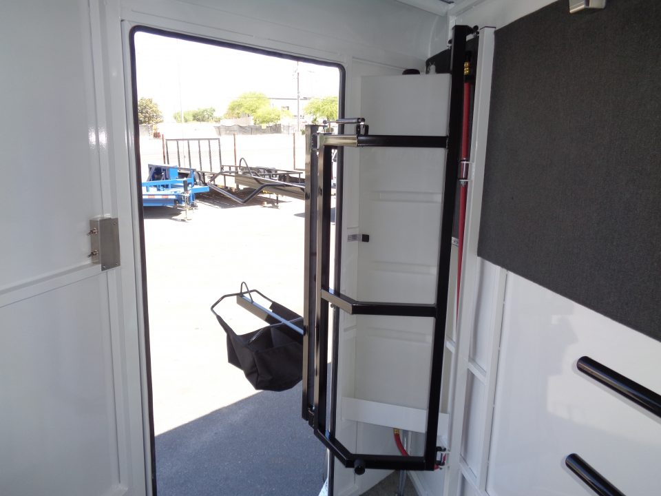 New 2027 Trails West *ADV MX II 2H * ADVENTURE MX II 2-Horse Slant Load Horse Trailer