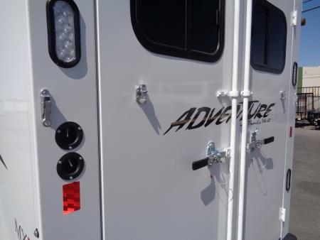 New 2027 Trails West *ADV MX II 2H * ADVENTURE MX II 2-Horse Slant Load Horse Trailer