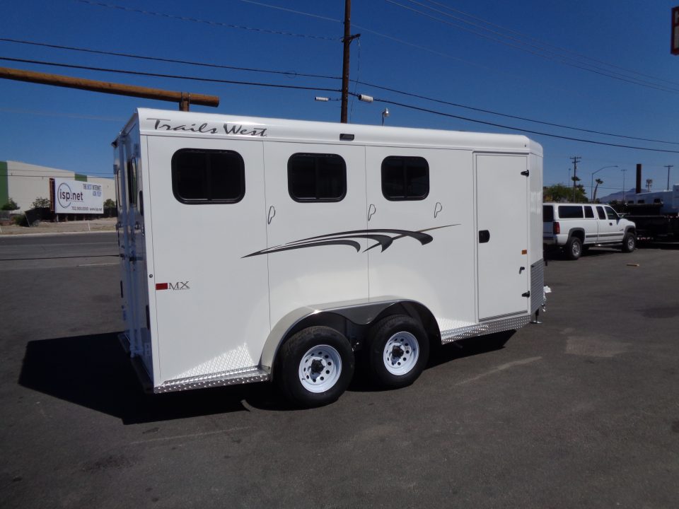 New 2027 Trails West *ADV MX II 3H * ADVENTURE MX II 3-Horse Slant Load Horse Trailer