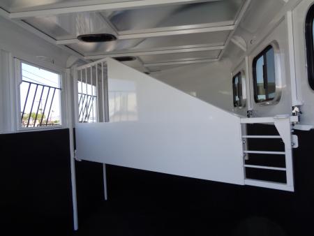 New 2027 Trails West *ADV MX II 3H * ADVENTURE MX II 3-Horse Slant Load Horse Trailer