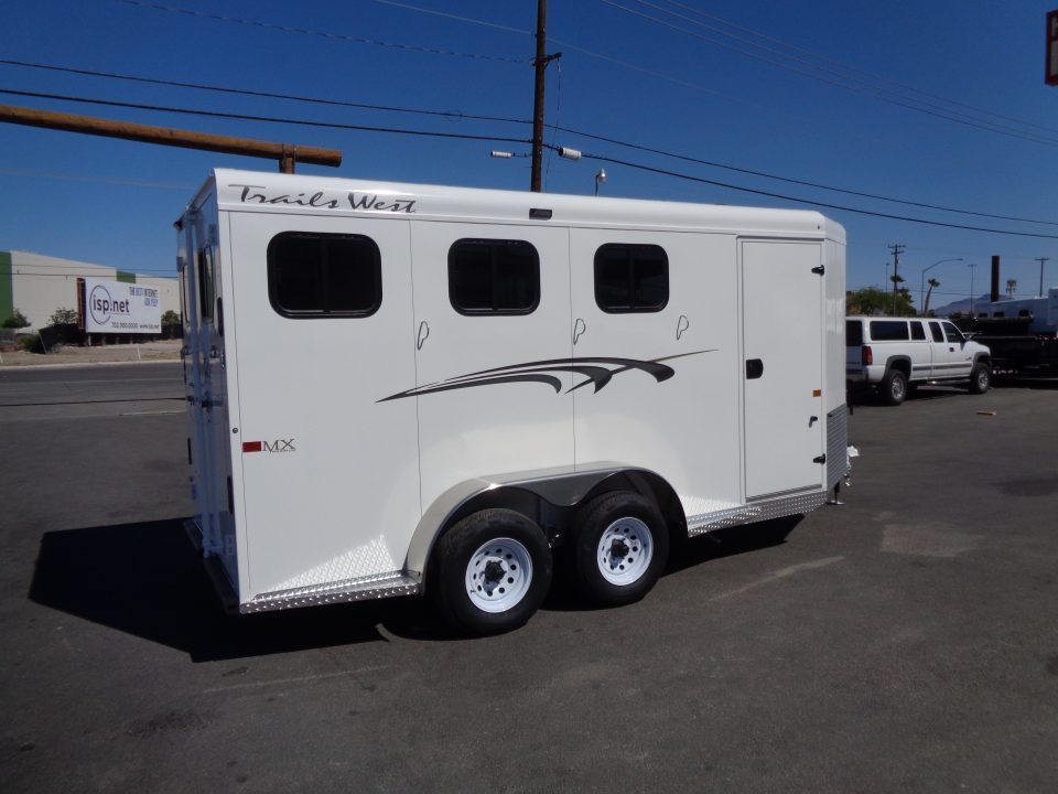 New 2027 Trails West *ADV MX II 3H * ADVENTURE MX II 3-Horse Slant Load Horse Trailer