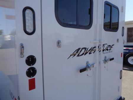 New 2027 Trails West *ADV MX II 3H * ADVENTURE MX II 3-Horse Slant Load Horse Trailer