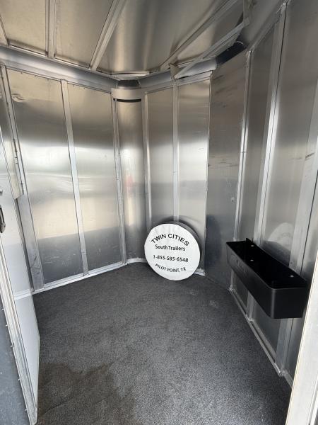 Used 2006 Featherlite 2 Horse Bumper Pull Horse Trailer