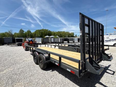 New Lamar Utility 83x20 10k W/ HD Spring Assisted Gate W/ Ramp Legs