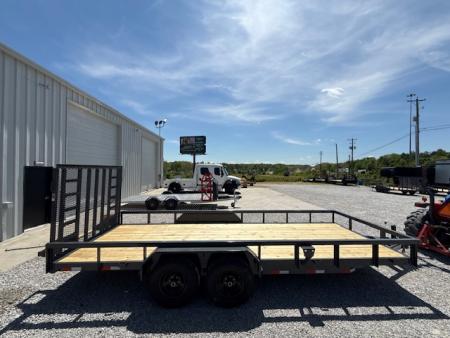 New Lamar Utility 83x20 10k W/ HD Spring Assisted Gate W/ Ramp Legs