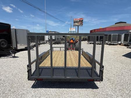 New Lamar Utility 83x14 7k w/ Single Brake, Dovetail & SQ Tube Top Rail