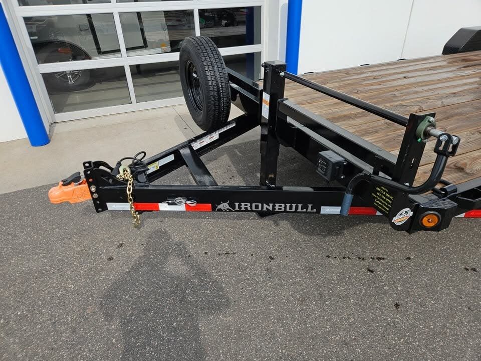 New ETB 83X20 (17+3) 14K EQUIPMENT TRAILER W/JUMBO RAMPS-BLACK