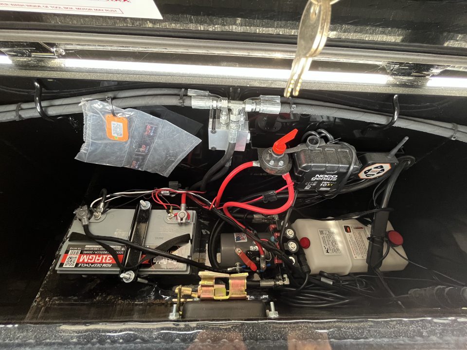 New 2026 MAXXD Hydraulic Dovetail Gooseneck Trailer | 34' x 102' 30K GVWR