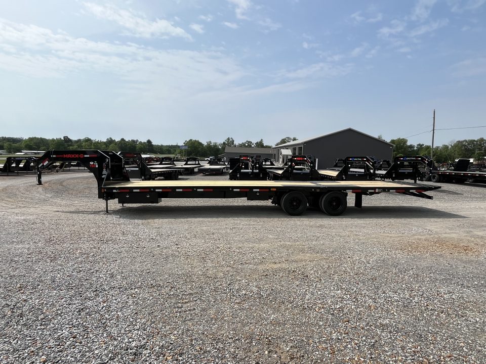 New 2026 MAXXD Hydraulic Dovetail Gooseneck Trailer | 34' x 102' 30K GVWR