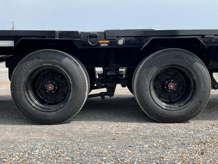 New 2026 MAXXD Hydraulic Dovetail Gooseneck Trailer | 34' x 102' 30K GVWR