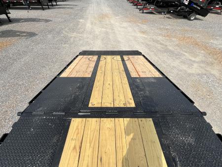 New 2026 MAXXD Hydraulic Dovetail Gooseneck Trailer | 34' x 102' 30K GVWR