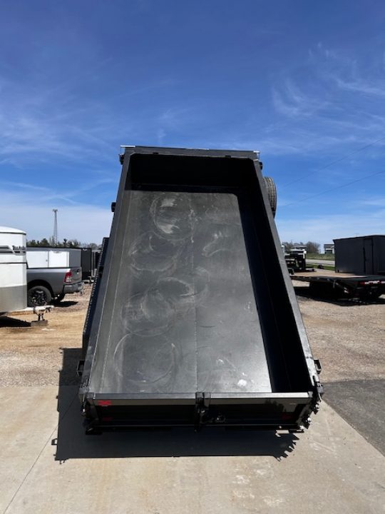 New 2026 MAXXD D7X 72X12 9.9K GVWR WIRELESS KIT-STAB JACKS-SPARE-TARP Dump Trailer