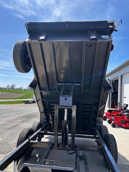 New 2026 MAXXD D7X 72X12 9.9K GVWR WIRELESS KIT-STAB JACKS-SPARE-TARP Dump Trailer