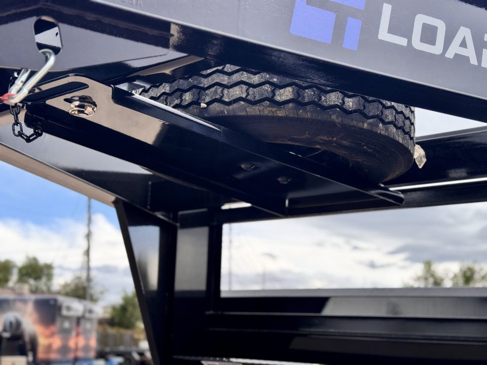 New 2026 Load Trail 7-16 Goosneck Dump W/ 7 Gauge Floor and 14 PLY Tire Upgrades 7K Axles