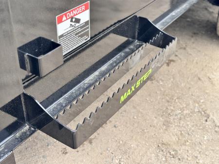 New 2026 Load Trail 7-16 Goosneck Dump W/ 7 Gauge Floor and 14 PLY Tire Upgrades 7K Axles