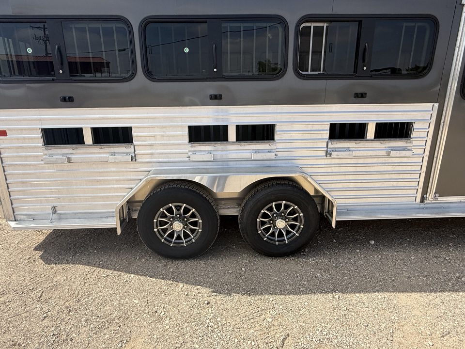New 2026 Frontier Trailers 8 PEN Stock / Stock Combo Trailer
