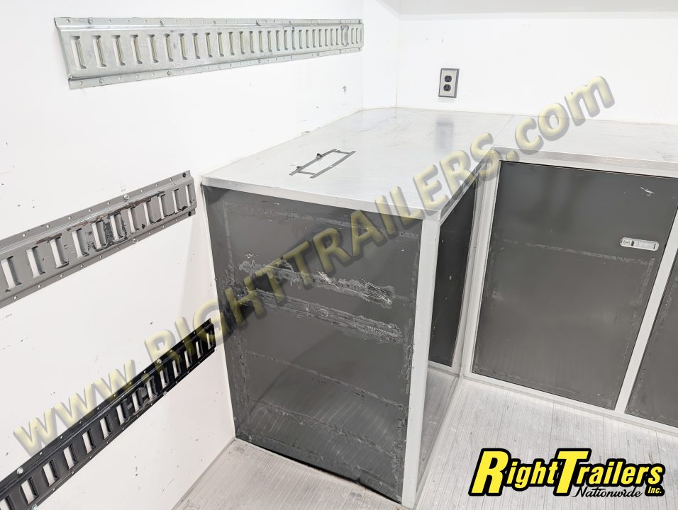 Used 2020 8.5X28 inTech RACE TRAILER