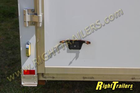 Used 2020 8.5X28 inTech RACE TRAILER