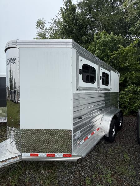 New 2026 Cimarron Trailers Norstar 2 Horse Slant Load BP 7'1 Tall w/Ramp Horse Trailer