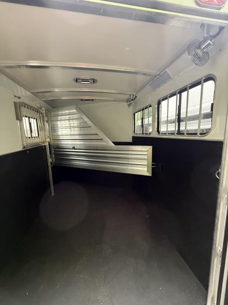 New 2026 Cimarron Trailers Norstar 2 Horse Slant Load BP 7'1 Tall w/Ramp Horse Trailer