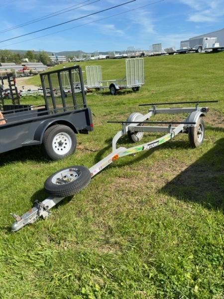 Used 2011 Triton Boats Boat trailer Boat Trailer