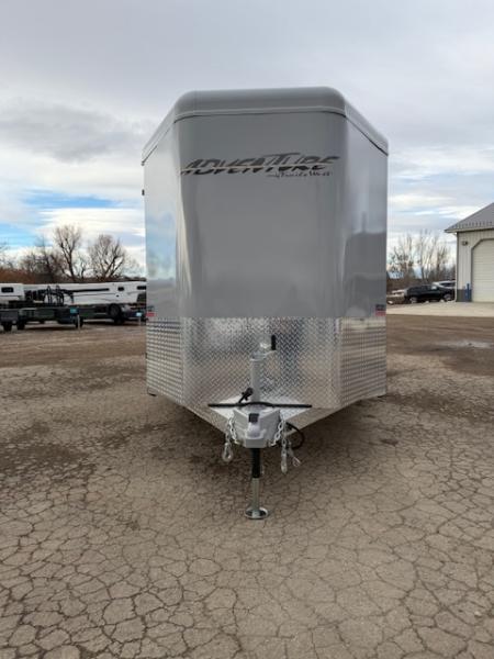 New 2026 Trails West Adventure 3 Horse