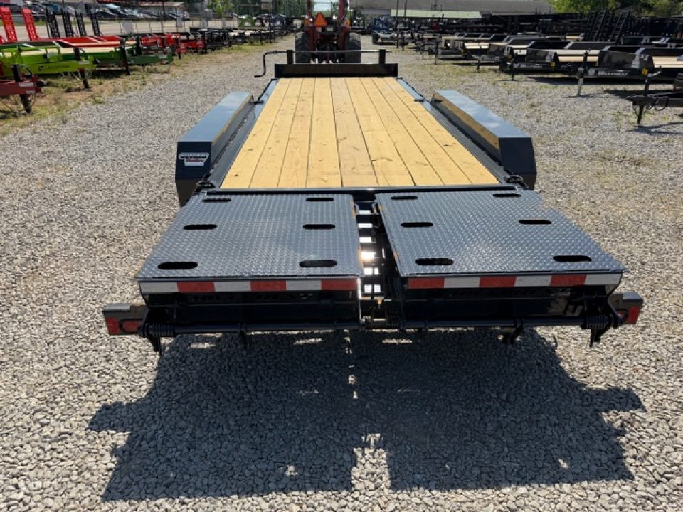 New HillCrest Equipment 19+3 21K W/ Mega Ramps