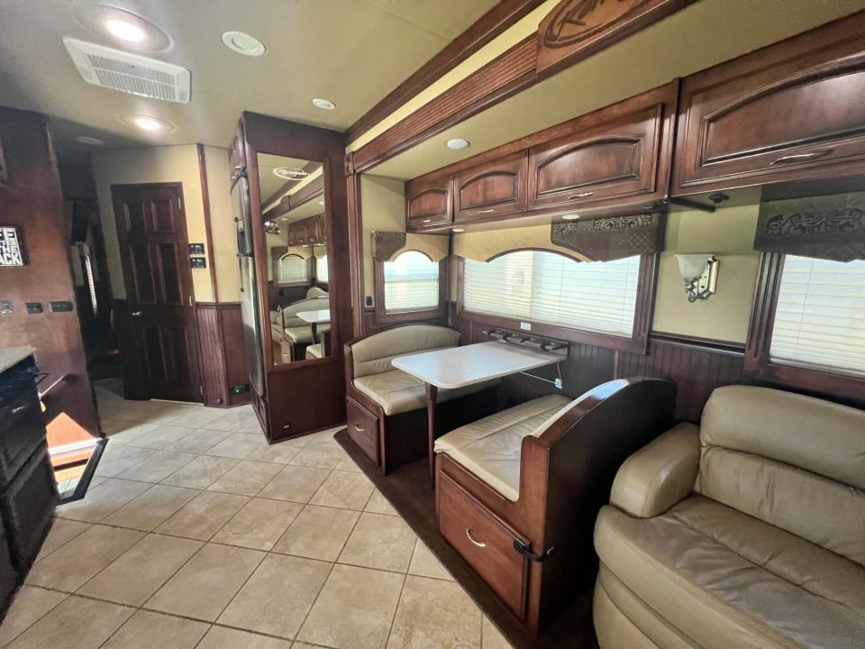 Used 2010 Renegade 45' Motorcoach