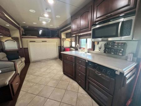 Used 2010 Renegade 45' Motorcoach