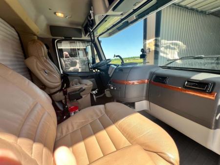 Used 2010 Renegade 45' Motorcoach