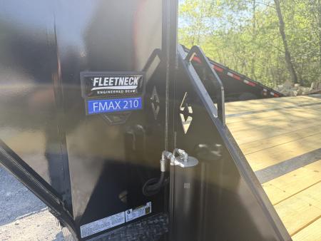 New 2026 Diamond C FMAX210 GOOSENECK TRAILER 30’ HYDRO DOVE & JACKS ALUMINUM OUTER RIMS