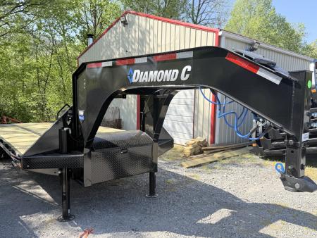 New 2026 Diamond C FMAX210 GOOSENECK TRAILER 30’ HYDRO DOVE & JACKS ALUMINUM OUTER RIMS