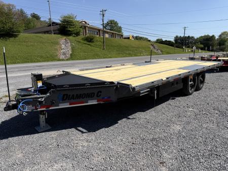 New 2026 Diamond C DET210 POWER DECK OVER TILT 22’ SOLAR CHARGER WIRELESS REMOTE