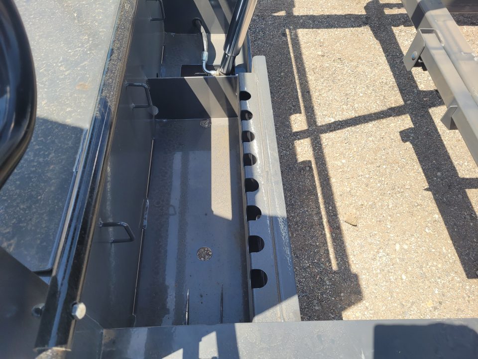 New 2026 Buckshot 83"x18' Triple Axle Telescopic Gooseneck Dump Trailer