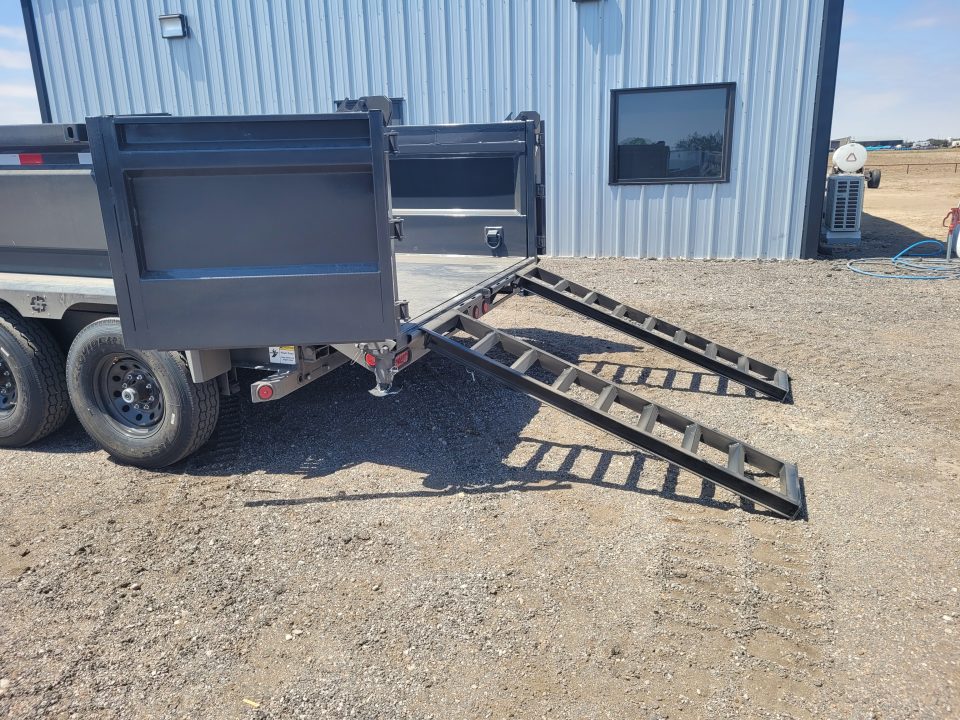 New 2026 Buckshot 83"x18' Triple Axle Telescopic Gooseneck Dump Trailer