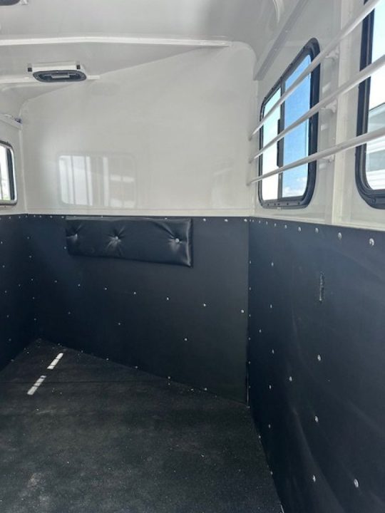 New 2026 Bee Chief 2 Horse Fully Enclosed Bumper Pull Horse Trailer