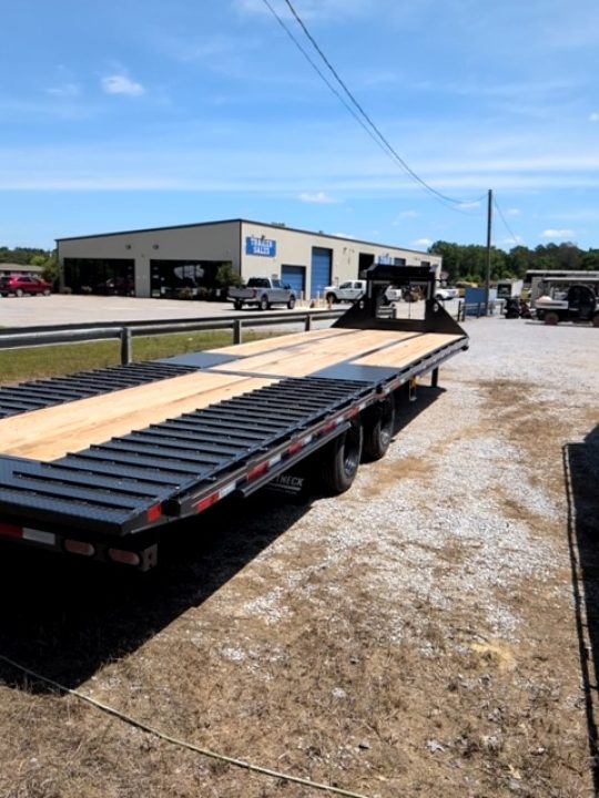 New 2026 Diamond C Trailers FMAX212 HDT Pacesetter Deckover Trailer