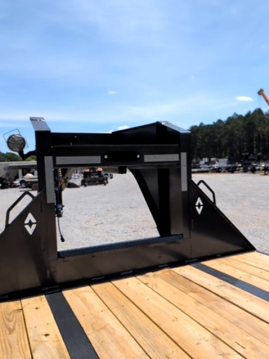 New 2026 Diamond C Trailers FMAX212 HDT Pacesetter Deckover Trailer