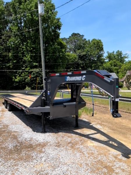 New 2026 Diamond C Trailers FMAX212 HDT Pacesetter Deckover Trailer