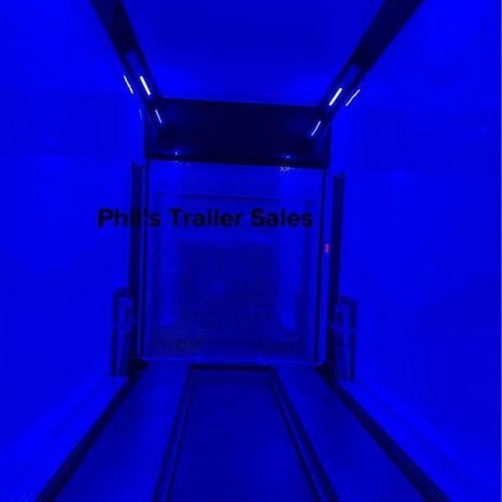 New CONTINENTAL CARGO NEW 85X34 STACKER ENCLOSED RACE TRAILER CAR HAULER TRAILER CARGO TRAILERS Car / Racing Trailer